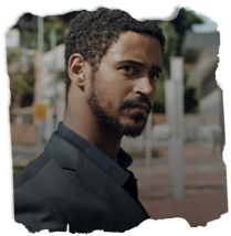 Antônio - Alfred Enoch